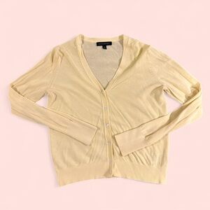 Banana Republic Pale Yellow V-Neck Cardigan | Size M